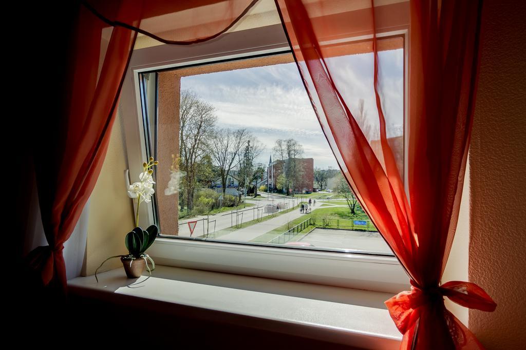 Hotel Hapi à Jūrkalne Extérieur photo